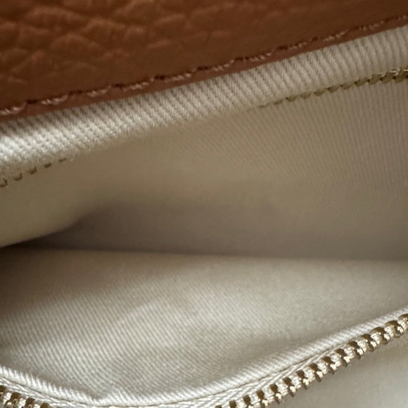 M. Gemi Tan Leather Francesca Convertible Crossbody NWOT - Picture 7 of 15